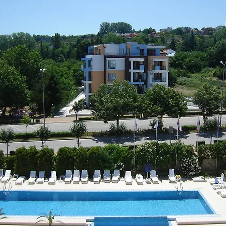 Byala Palace Apartment *