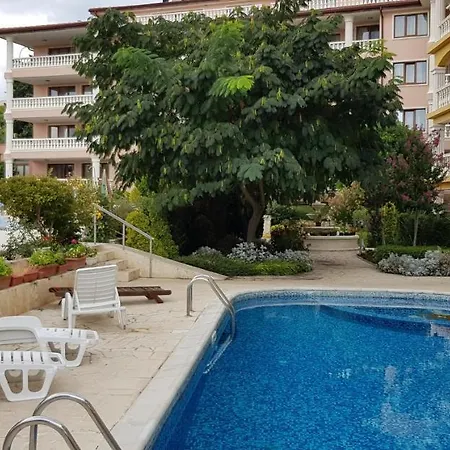 Byala Palace Apartment Byala (Varna)