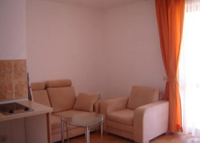 Апартамент Byala Palace