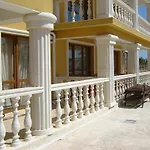 Byala Palace Apartament Beala