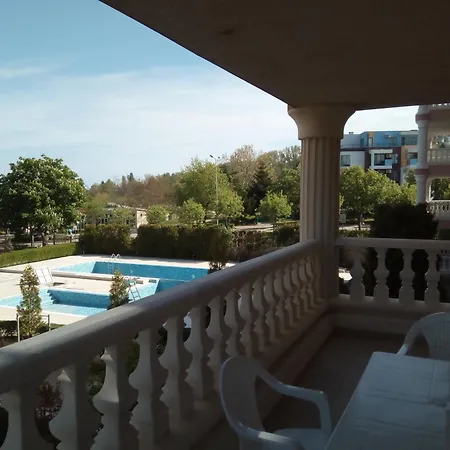 Byala Palace Apartman