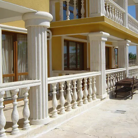 Byala Palace 公寓 比亚拉