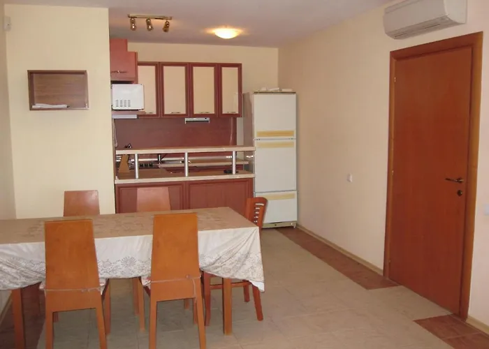 Byala Palace Апартамент