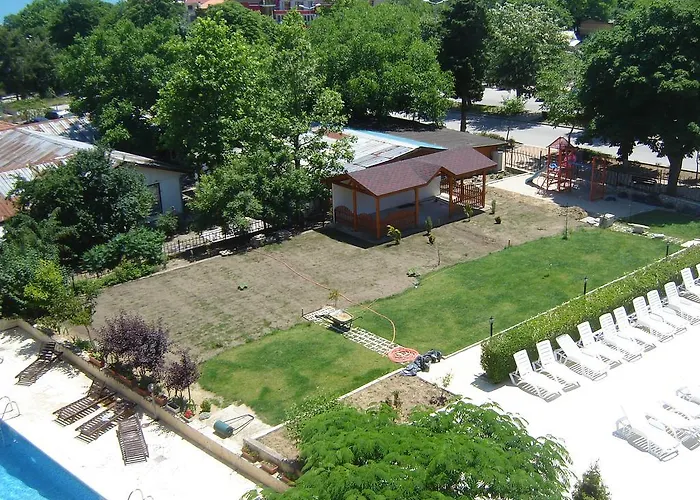 Апартамент Byala Palace Бяла