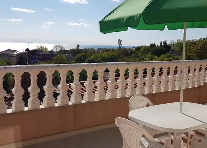 Byala Palace Апартамент *